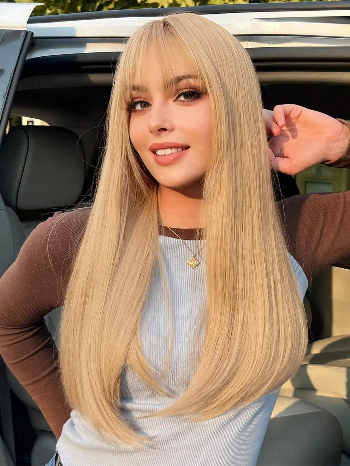 OLACARE Long Blonde Wavy Platinum Blonde Wigs with Bangs Cosplay Party Lolita Synthetic Wigs for Women Heat Resistant Fiber