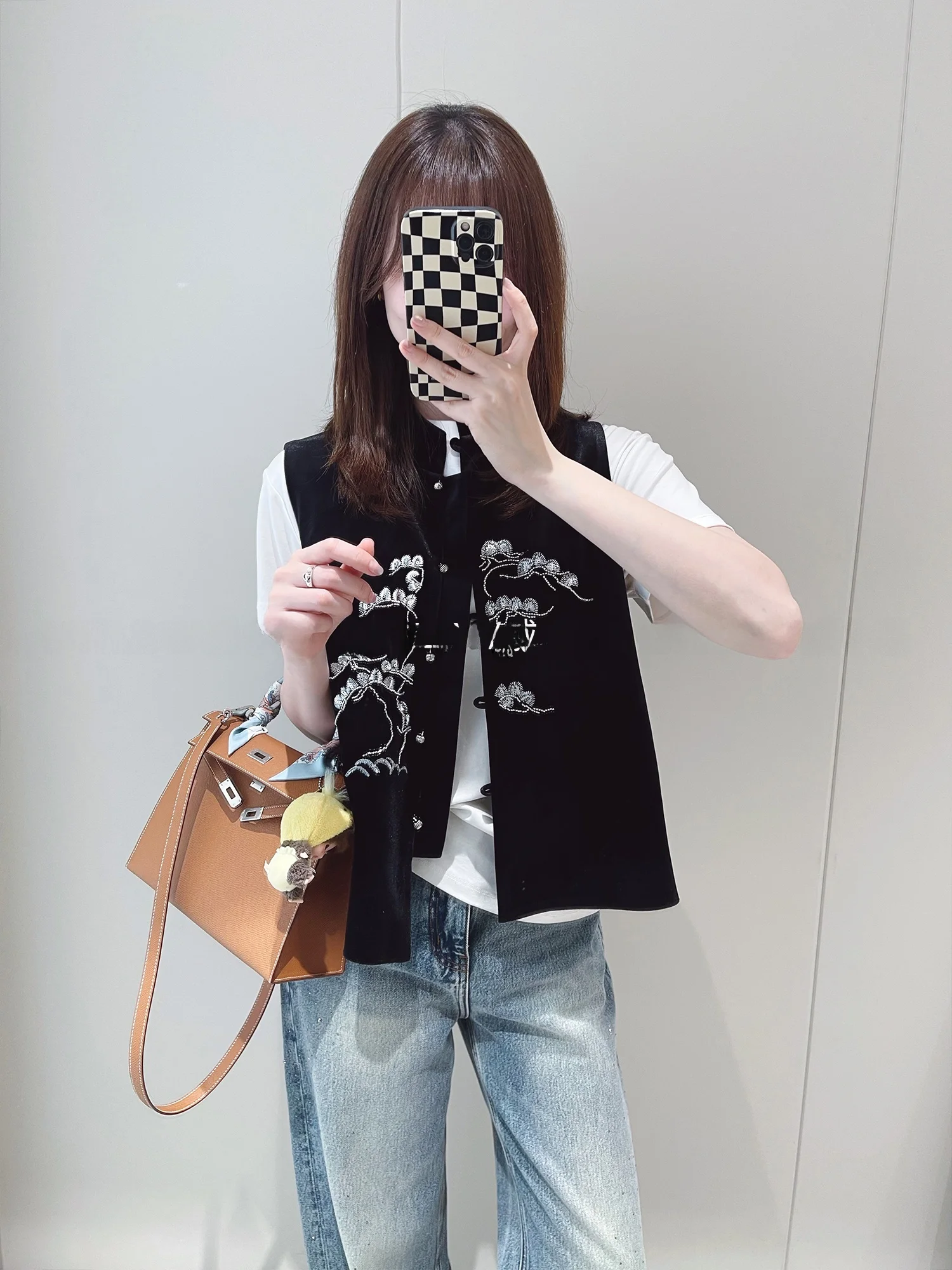 

New Year Chinese Sle Heavy Embroidery Bead Vest Traditional National Faion Women's Outerwear round Ne Polyester Fiber