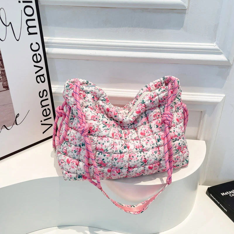 

Нейлоновые сумки на плечо с цветами, большая вместимость, универсальные сумки 2025, лидер продаж для женщин, новые летние женские сумки для путешествий