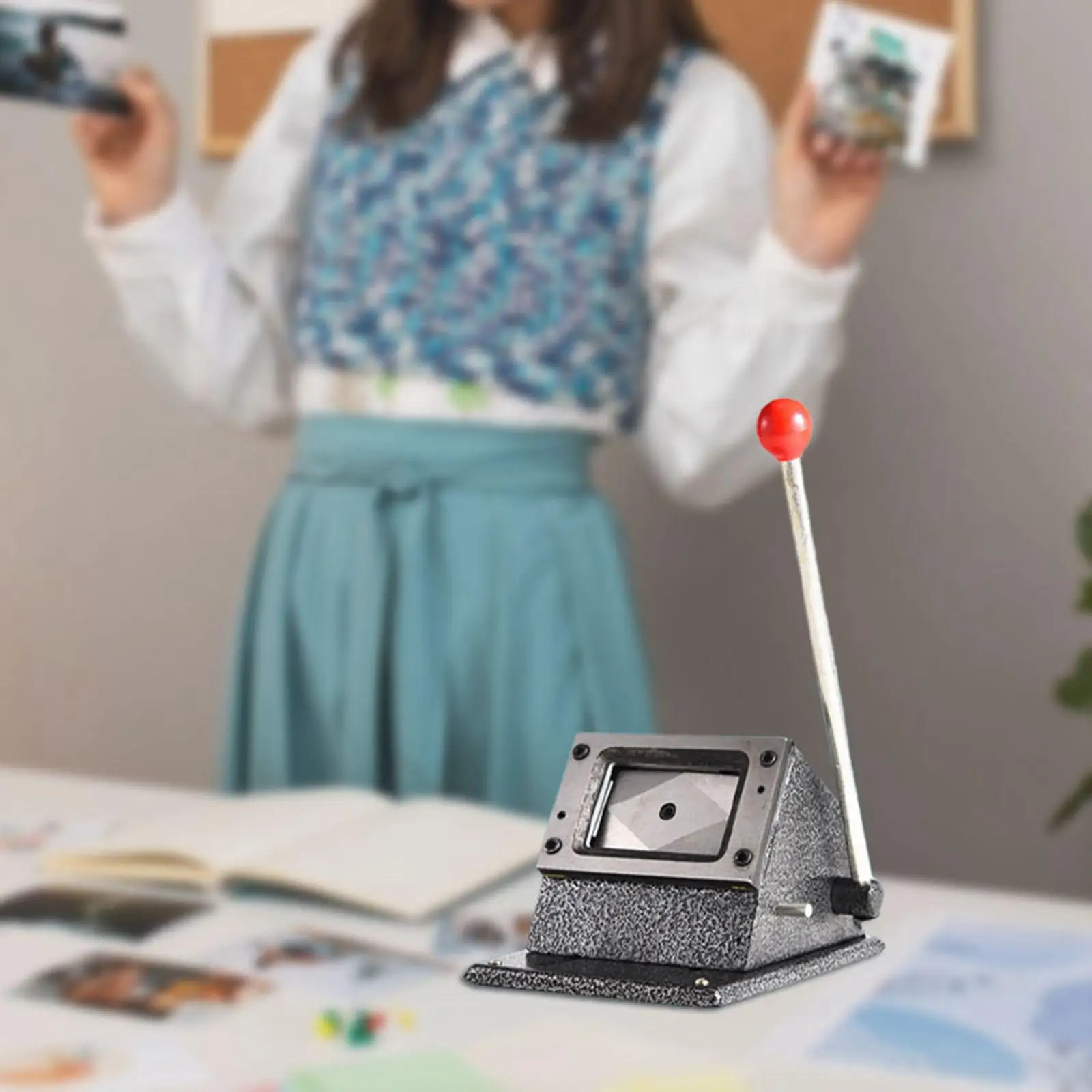 

Настольный ID фоторезак для листов, поделок из бумаги, бумажных карточек из ПВХ