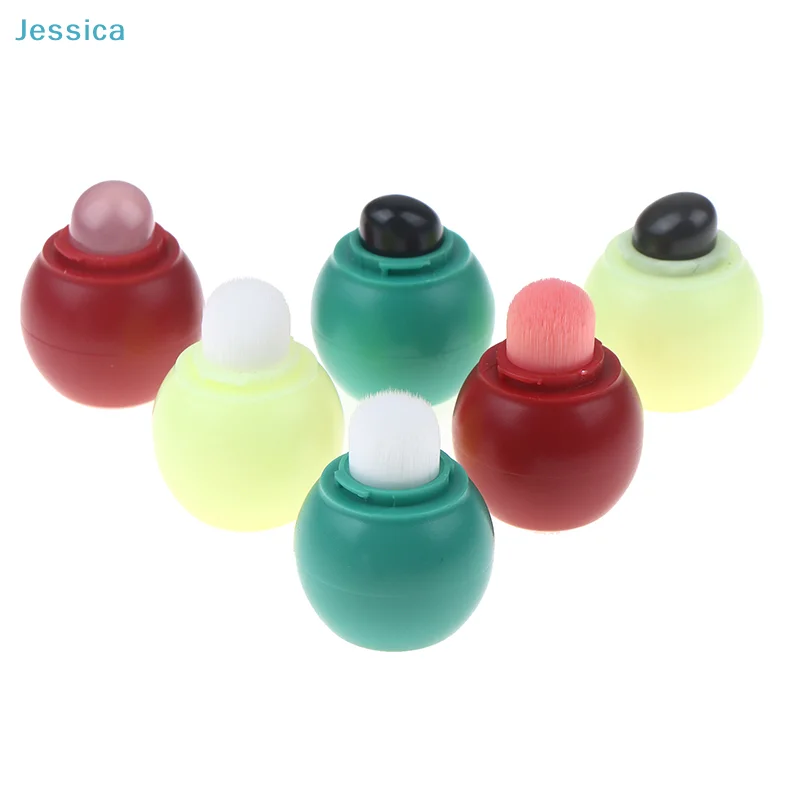 ♥ Mini pędzelek do ust w kształcie tykwy z silikonu/nylonu z nakładką, przenośny aplikator do szminki i balsamu do ust, idealny do efektu blendowania.