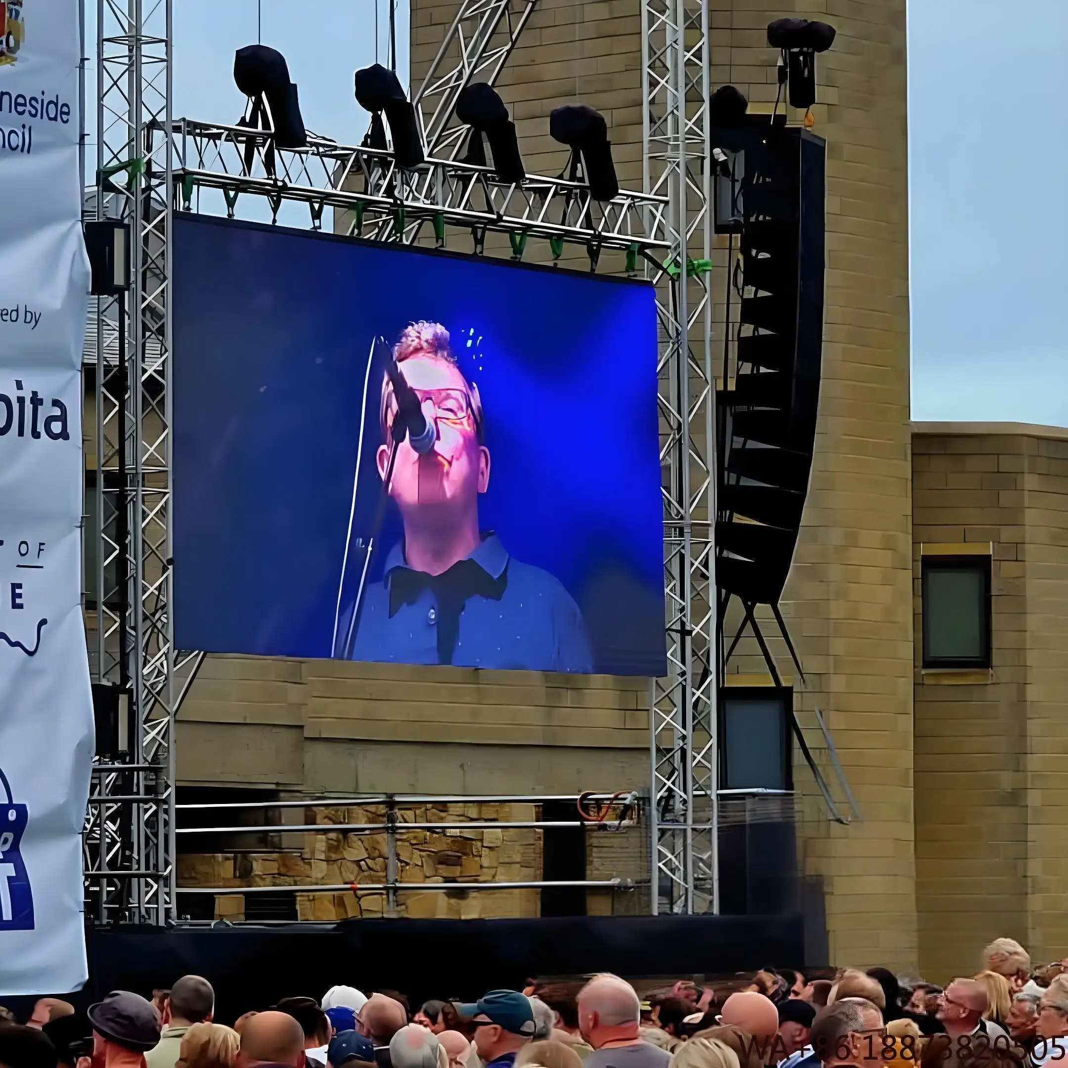 

LED 3mX2m P2.976 Rent Screen Outdoor High Definition Mobile Video Wall Used for Portable Movies Portable Mobile Outdoor High