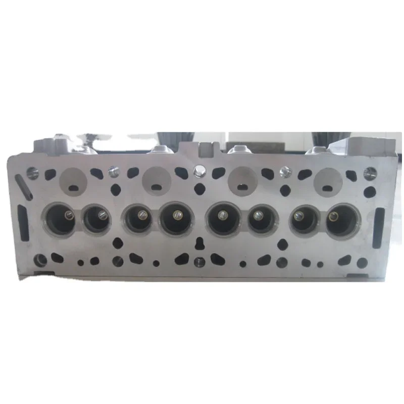 

DW8 DW8T DW8B CYLINDER HEAD FOR PEUGOET/206/306 OE NO.9569145580 02.00.W3 02.00.CP 908537
