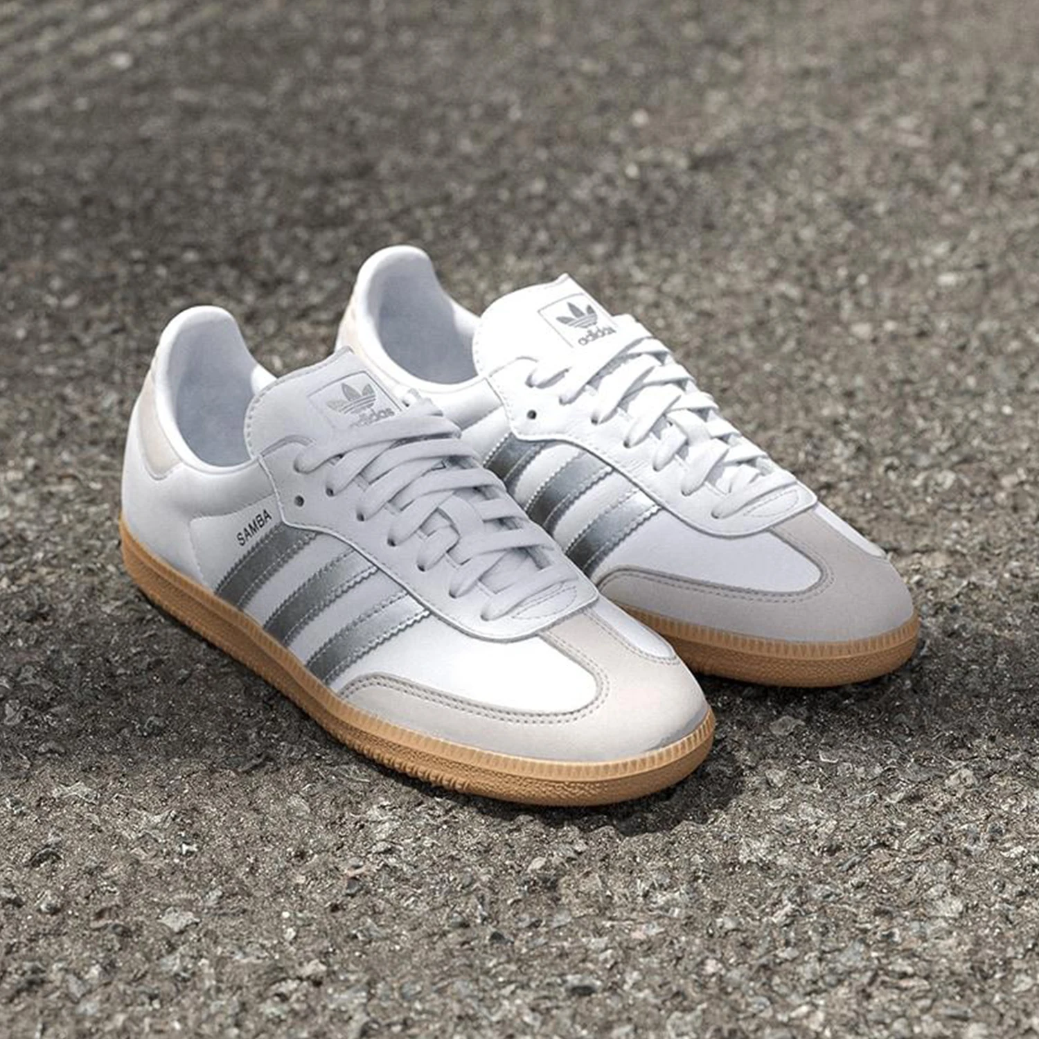 

Adidas Originals Women's Lightweight Casual Shoes JI2725