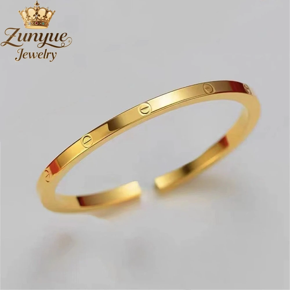 

High-End Sand Gold Square Horizontal Pattern Bracelet Luxury Quality Jewelry Fashion Jewelry Exquisite Elegant Popular Charms