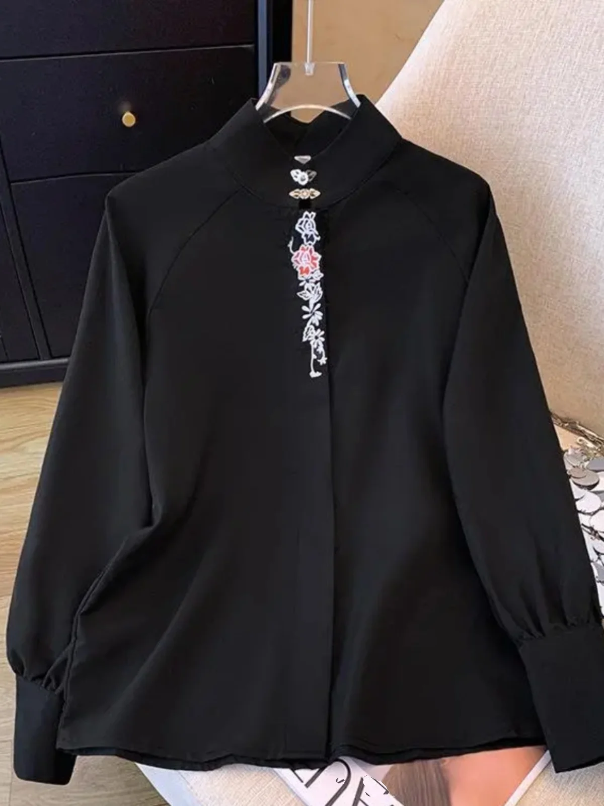 

Ele Embroidered White irt Collared Hanfu Sle Women's Spring Autumn Top with Stand Collar And Loose Fit for Ladies