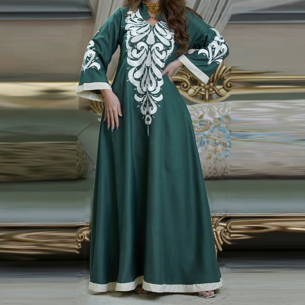 

Autumn and winter Southeast Asian patchwork dress embroidered Muslim Ramadan Dubai robe-GZXX608