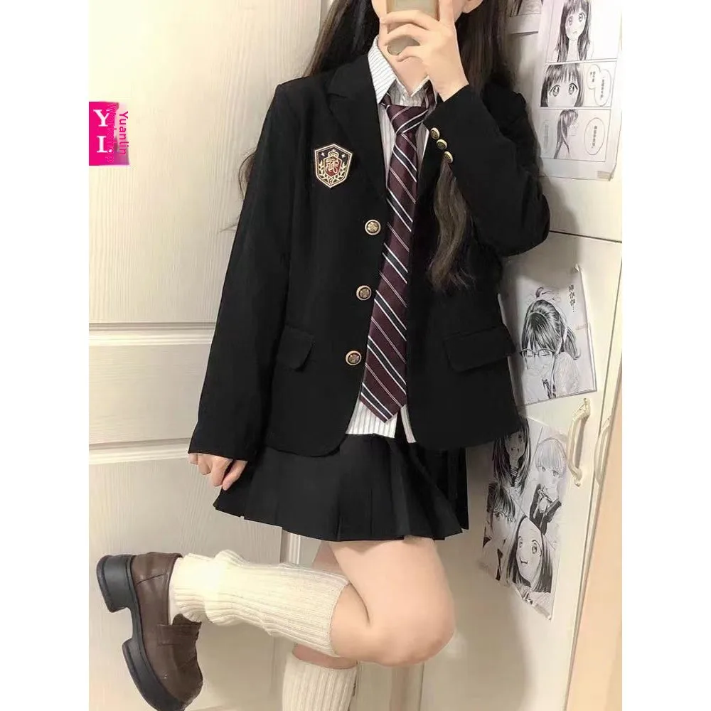 Black Miniature Suit Jacket Women's Style Three-Button Shoulder Padded Whole Piece JK Uniform Short Outerwear Coat
