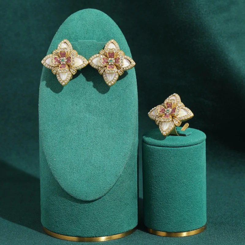 Vintage White Natural Stone Clover Earrings Ring Jewelry Luxury 4 Leaves Woman Gold Color Rhinestone Accessories For Party Dress