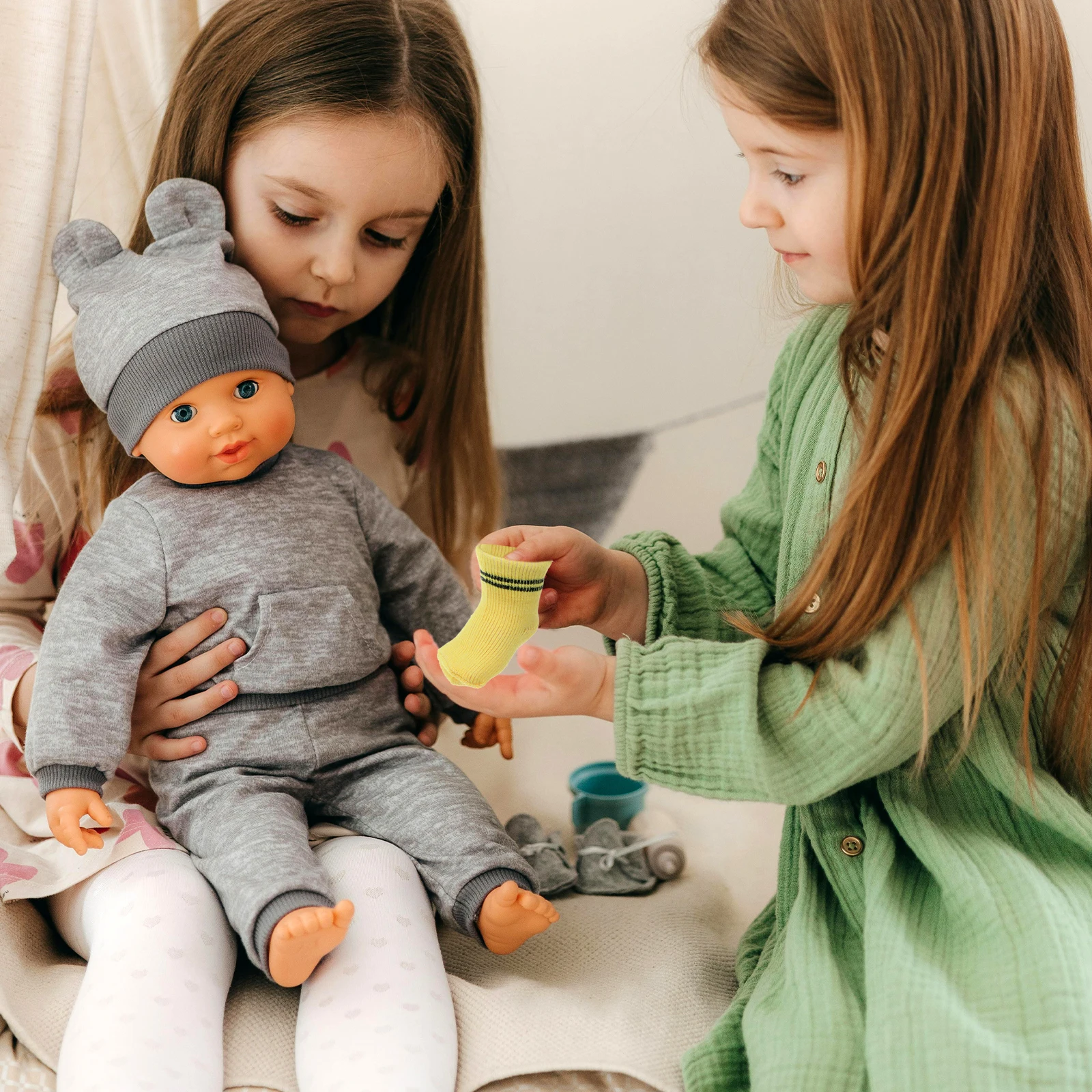 5 쌍 아기 양말 여러 가지 빛깔의 미니 양말 18 인치 소녀 레이스 복장 액세서리에 편안한 역할 놀이 세트 어린이 장난감 옷