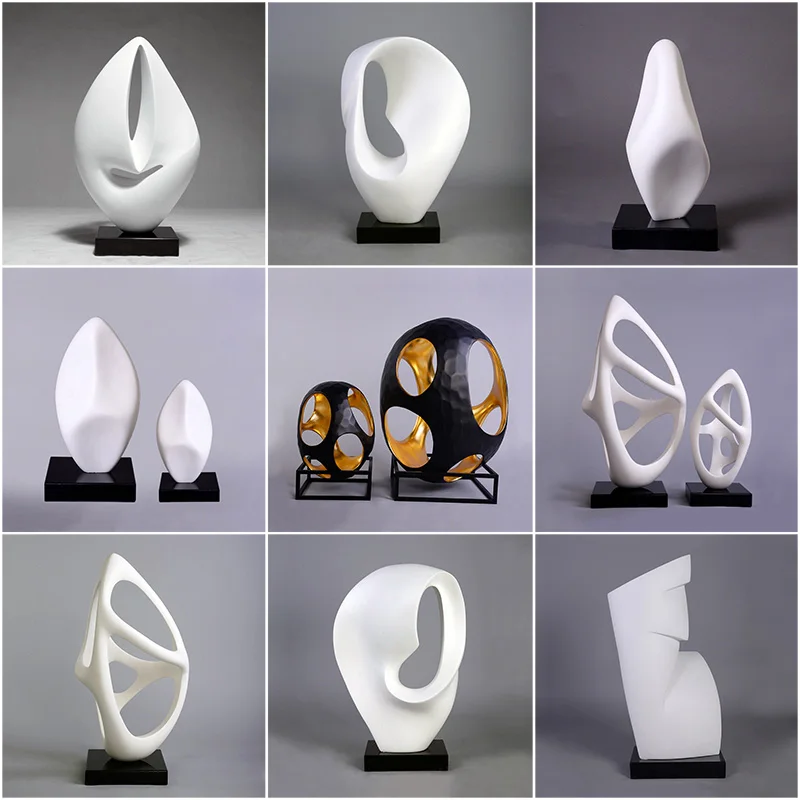 Modern abstract sculpture works of art. Hotel Accessories Villa model room Modern home accessories.