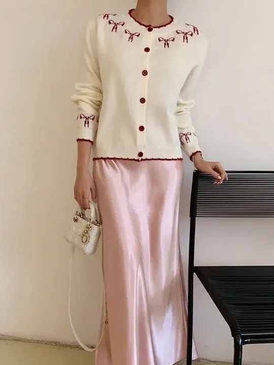 Elegancki sweter rozpinany damski na jesień i zimę, z węzłem, kolorowy, słodki, z kwiatowym haftem, przeciwstarzeniowy, dzianinowy, z okrągłym dekoltem...