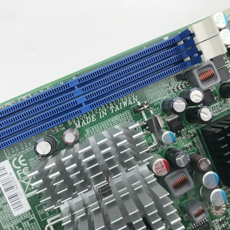 

ROBO-8779VG2A Industrial Computer Motherboard B9308172AB18779820