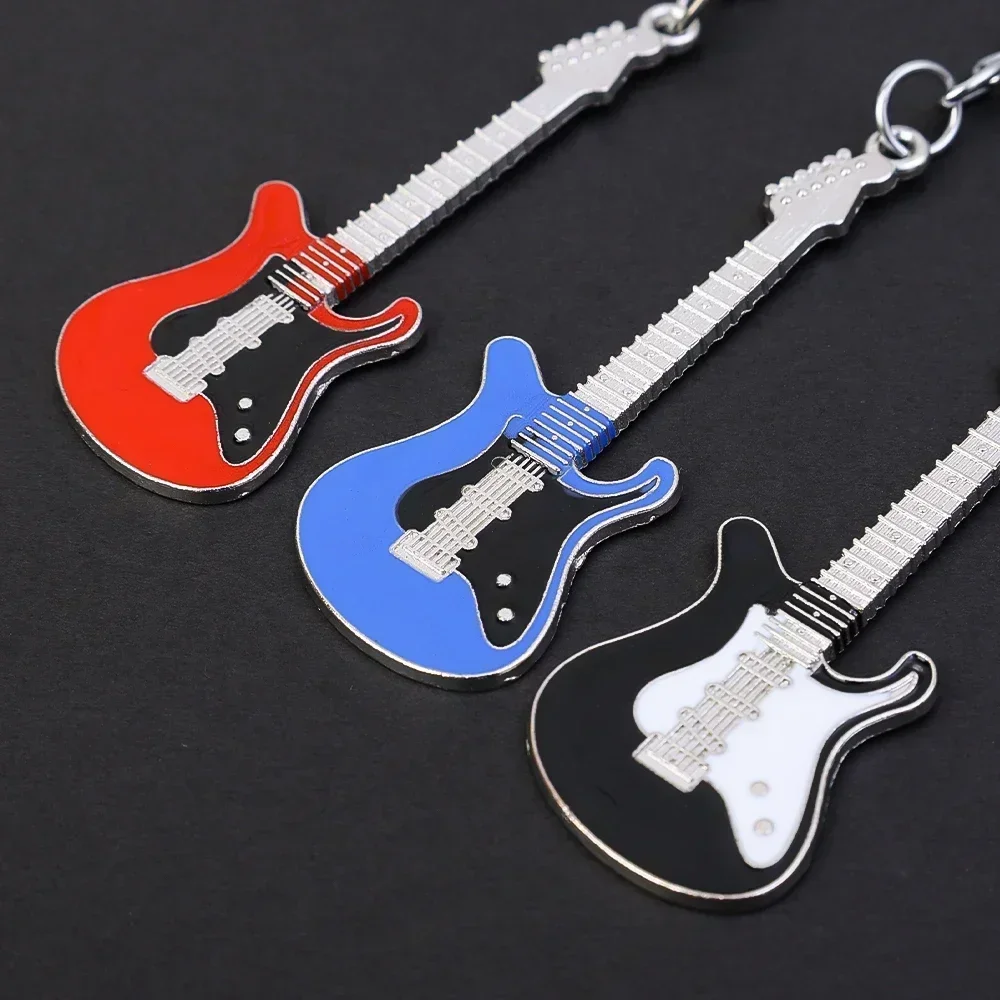 2023 Y2k Guitar Key Chain for Women Sweet Cool Trend Fashion Pendant Vintage Aesthetic Accessories Gift New