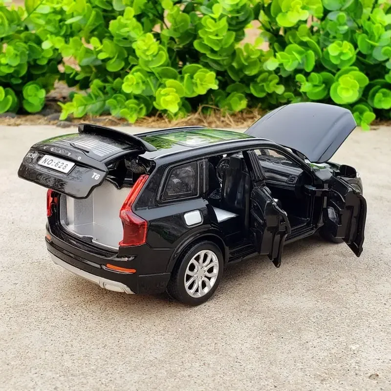 1:32 VOLVO XC90 SUV Alloy Car Diecasts & Toy Vehicles Toy Car Metal Collection Model car Model High Simulation Toys