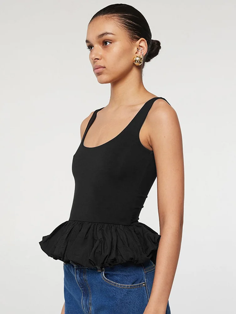 Women's Square Neck Sleeveless Backless Crop Top with Peplum Bubble Hem Black White Summer Tank Top