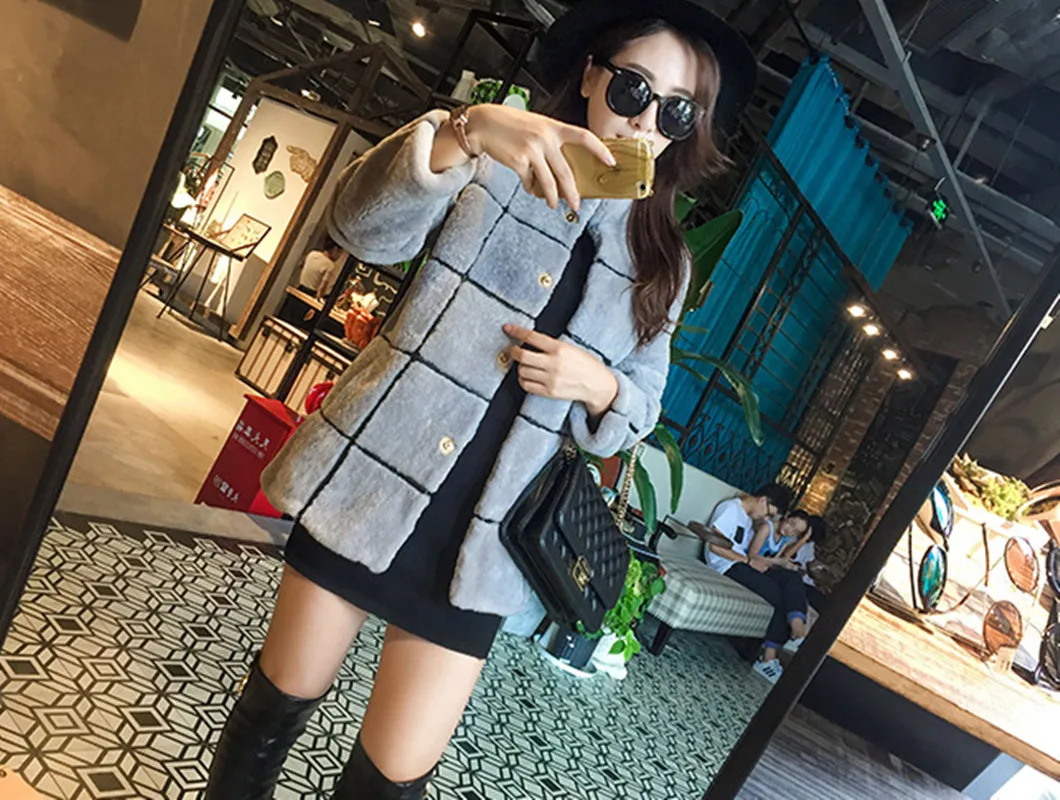 Overall Sheep Shearing Faux Fur Coat Lamb\'s Wool The New Wool Medium and Long Women\'s Winter Coat