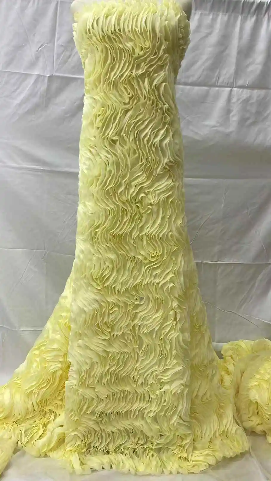 새로운 디자인 아프리카 Tulle 레이스 원단 2025 고품질 3D 레이스 자수 레이스 원단 신부 웨딩 파티 드레스에 대한 5 야드