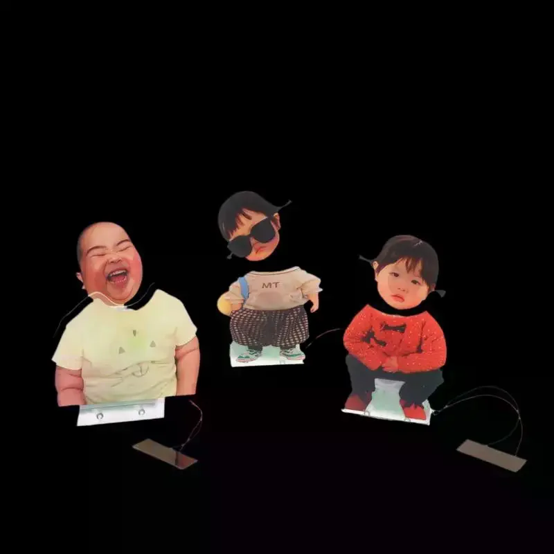 1 szt. Reklama zasilana energią słoneczną, taśma klejąca, automatyczny, kreatywny wyświetlacz z elektrycznym drgańiem, stojak podtrzymujący.