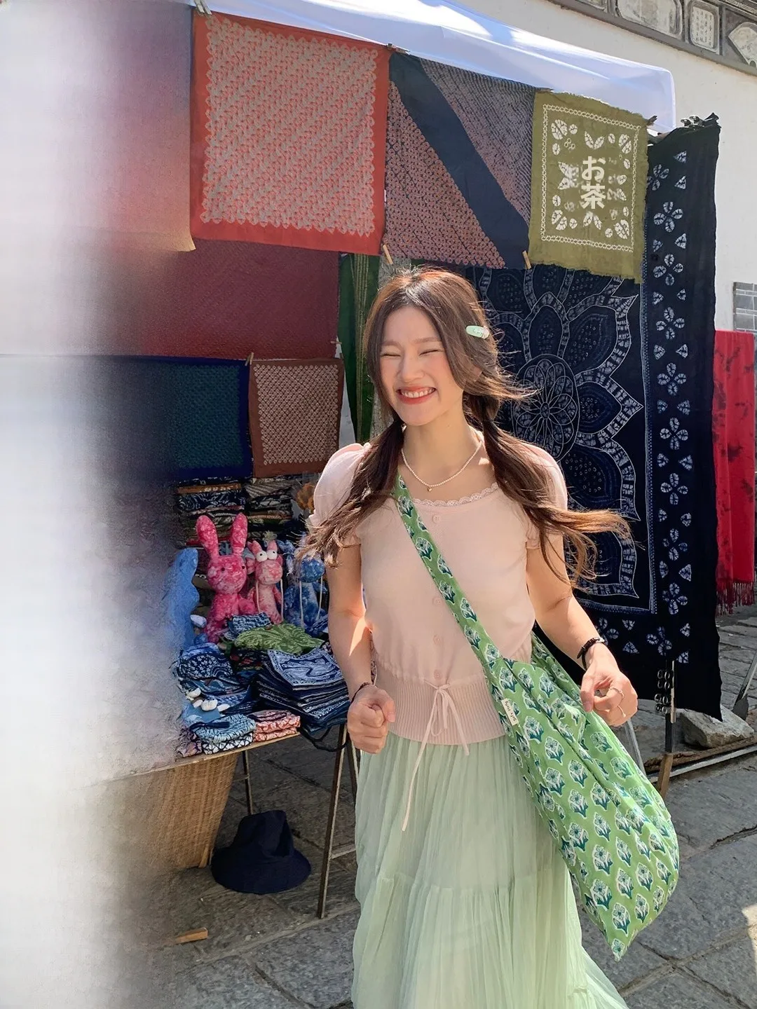 

Мягкий вязаный женский топ с коротким рукавом и дизайнерским галстуком, в корейском стиле, свободного кроя, из акриловой смеси, весенний, повседневный