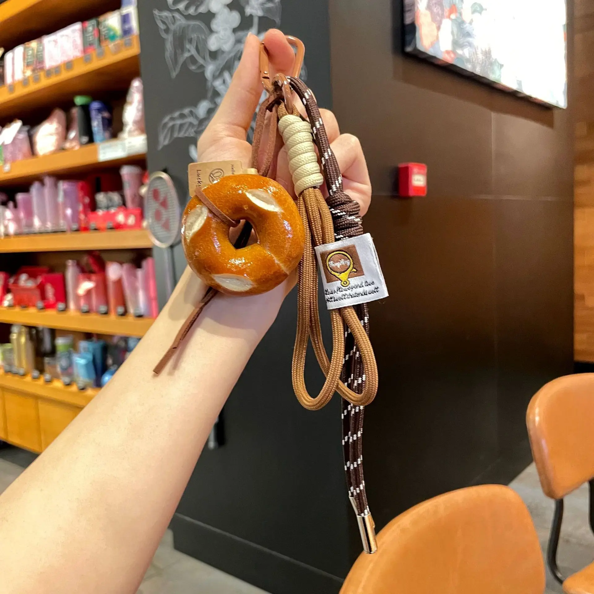 Alkali water bread keychain Maillard style bagel alkali water bread keychain small pendant creative and practical small gift H05