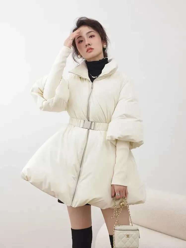 2026 Herbst und Winter Laterne Ärmel Daunenjacke Damenmode Vielseitige Gürtel Daunenmäntel Stehkragen Schnee Parka Jacke