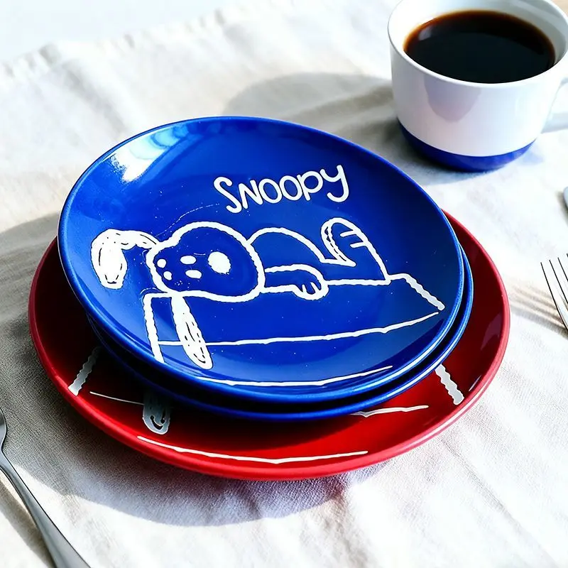 

Милая мягкая красочная тарелка с рисунком Снупи, креативная персонализированная бытовая кухонная посуда, 7-дюймовая тарелка, подарок, оптовая продажа