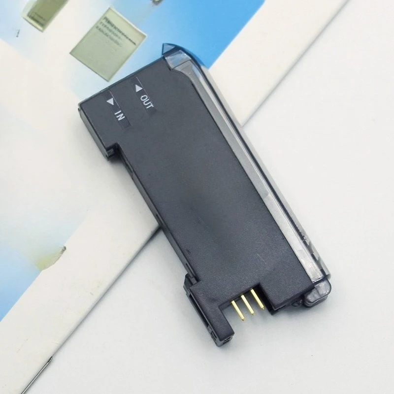 FX-301P FX-501P Цифровой оптоволоконный усилитель Фотоэлектрический датчик Высокоточное обнаружение для промышленной автоматизации