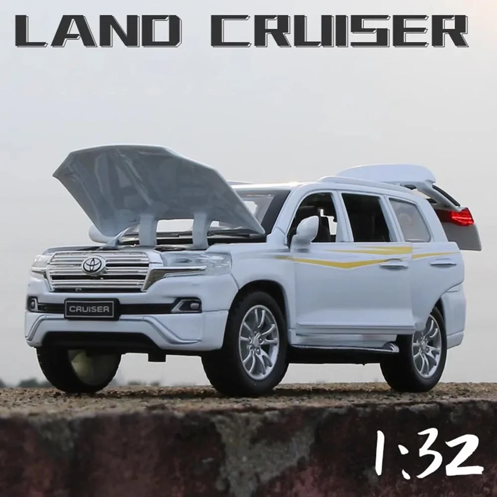 1:32 Toyota LAND CRUISER Toy Model Car Diecast Alloy Metal Body Rubber Tire 6 Doors Opened Sound Light Pull Back Toys Kids Gift