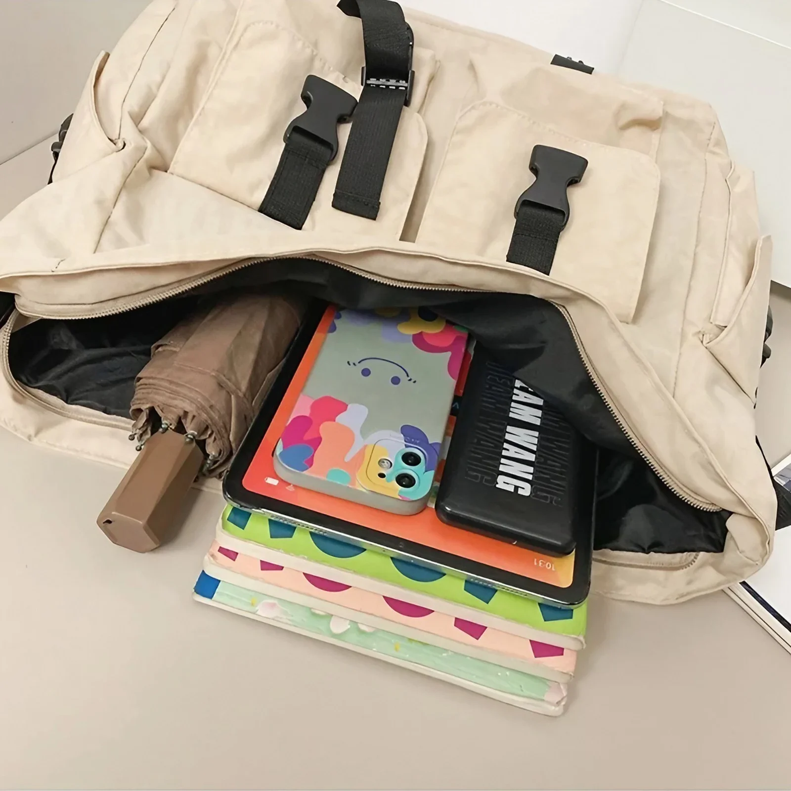 Fashion Lightweight Compact Crossbody Shoulder Bag for Daily Commute College Student Casual Use