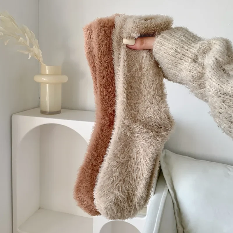 

Осенне-зимние носки средней длины из искусственного норкового флиса, мужские однотонные мягкие плюшевые утолщенные теплые носки, домашние носки-тапочки для сна для мужчин