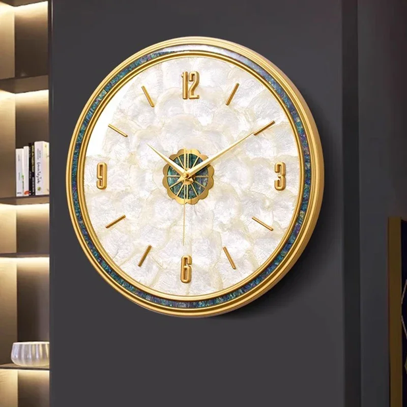 

Minimalist Nordic Wall Watch Cute Korean Vintage Luxury Wall Watch Bathroom Interior Modern Aesthetic Metal Reloj De Pared Decor