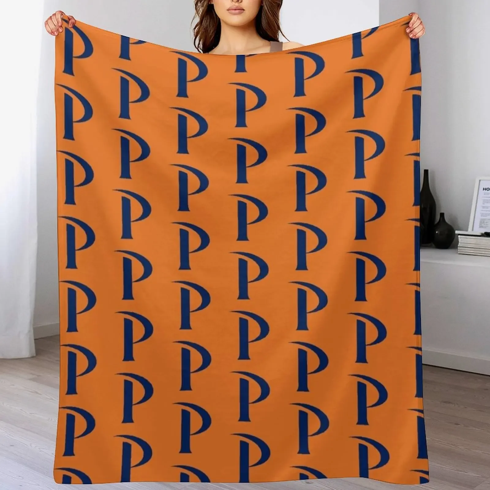 

Original Logo Pepperdine Waves Throw Blanket Compact Warm Blanket for Car Road Trip