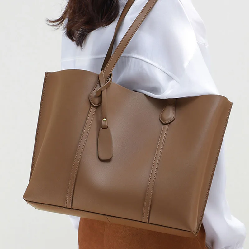 2022 Simple Atmosphere Ladies Genuine Leather Handbag Fashion Large Capacity Design Elegant Single Shoulder Women Bag