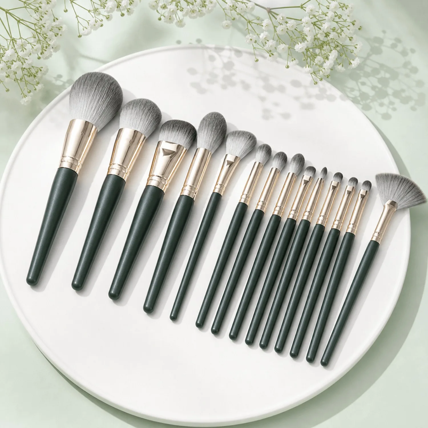 16Pcs Dark Green Makeup Brush Set with 2 Puffs, 14 Soft Face & Eye Brushes, Foundation Concealer BB Eyeshadow, Pro Beginner Gift