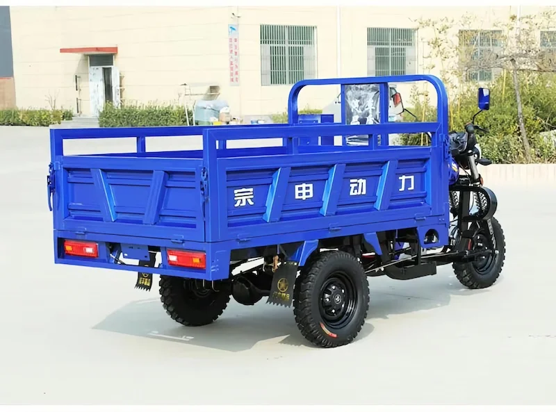 Hot Selling 150cc 200cc Three-Wheel Motorized Tuk Tuk Tricycle with Cargo Capacity Direct from China