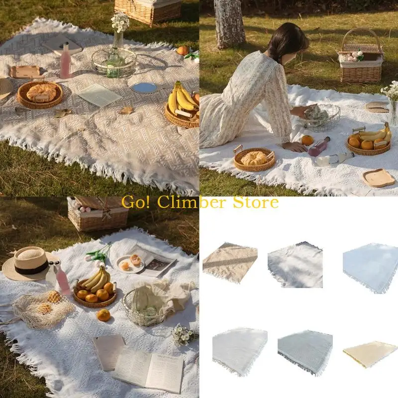 Q84C Durability and Light Weight Camping Mats Machine Washable Picnics Blanket For Hiking Backpacking And Picnics
