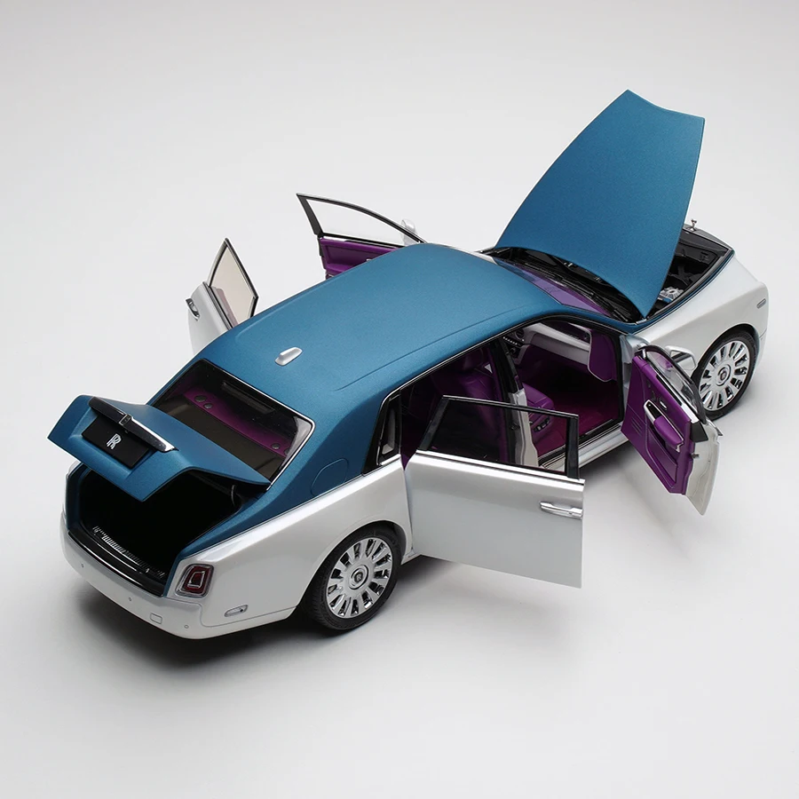 1:18 for Phantom 8 Alloy Full  car model Give friends holiday gifts Limited edition with collectible card