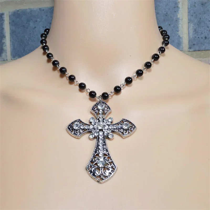 Victorian Big Cross Pendant Necklace White Pearl Choker Vampire Cross Rosary Goth Punk Crystal Cross Metal Jewelry Accessories