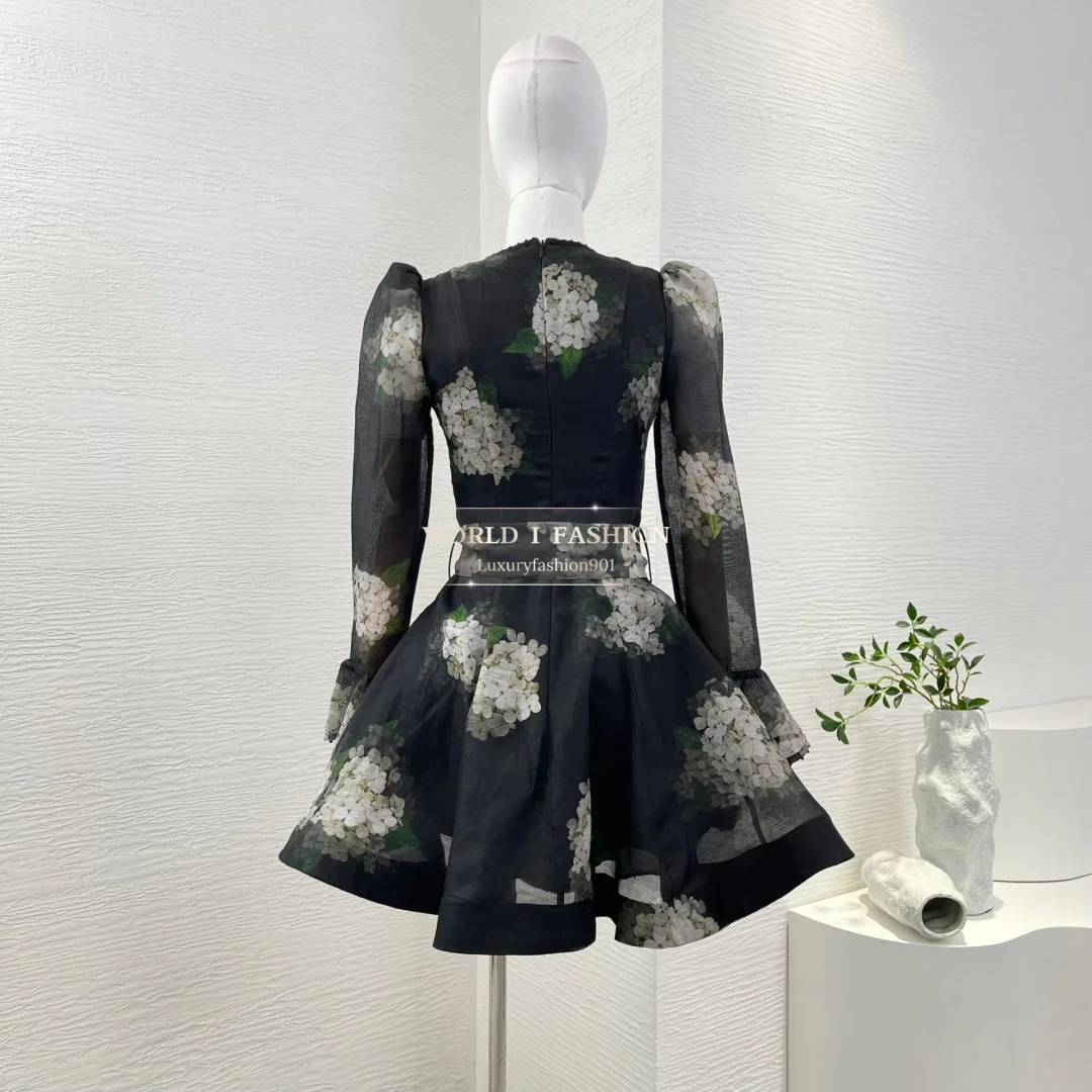 Mini abito con scollo a V a maniche lunghe con stampa floreale nera 2025 Nuovo design