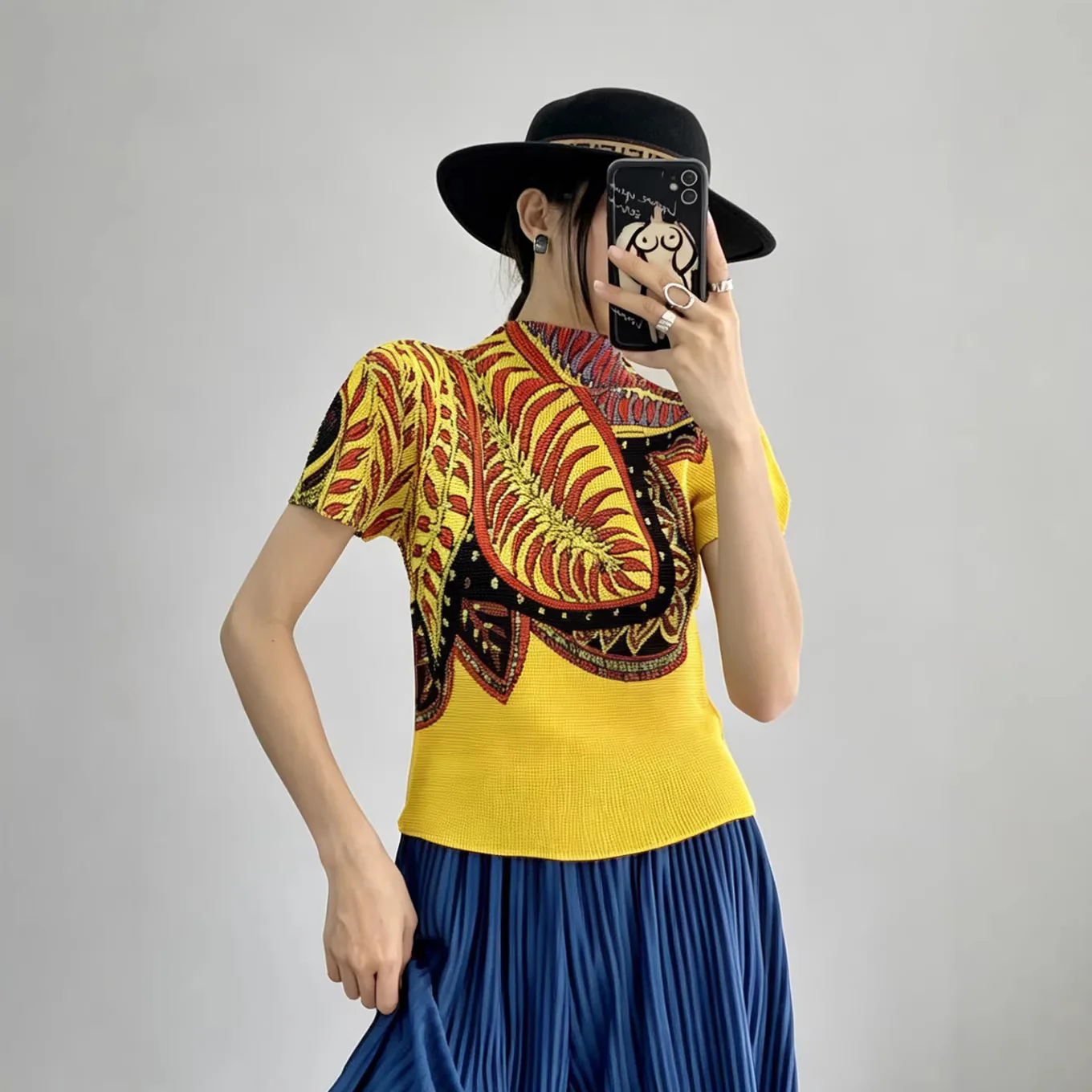 

Women’s T-shirt with Crinkled Corn Kernel Design Geometric Pattern Retro Print Loose-fitting Stretch Top Spring/summer Style