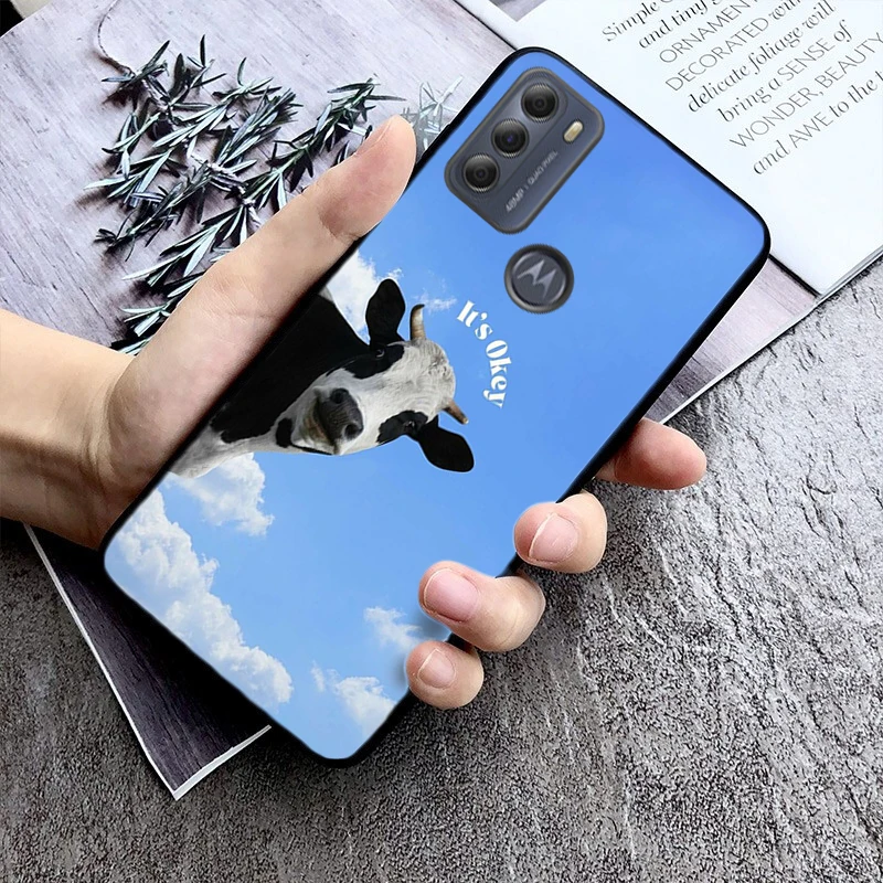 Cute Cow Phone Case ForMoto Edge 50 40 Pro Edge 40 30 Ultra Neo Fusion G Power G Stylus G Play E32 E20 E40