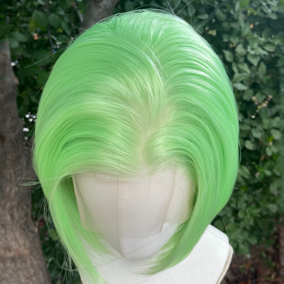 Hellgrüne Cosplay-Perücken für Männer, 13 x 4 synthetische Lace-Front-Perücken, kurze Bob-Schnitt-Perücken für Frauen, natürlicher Haaransatz, freier Teil, 150 % – Detail 1
