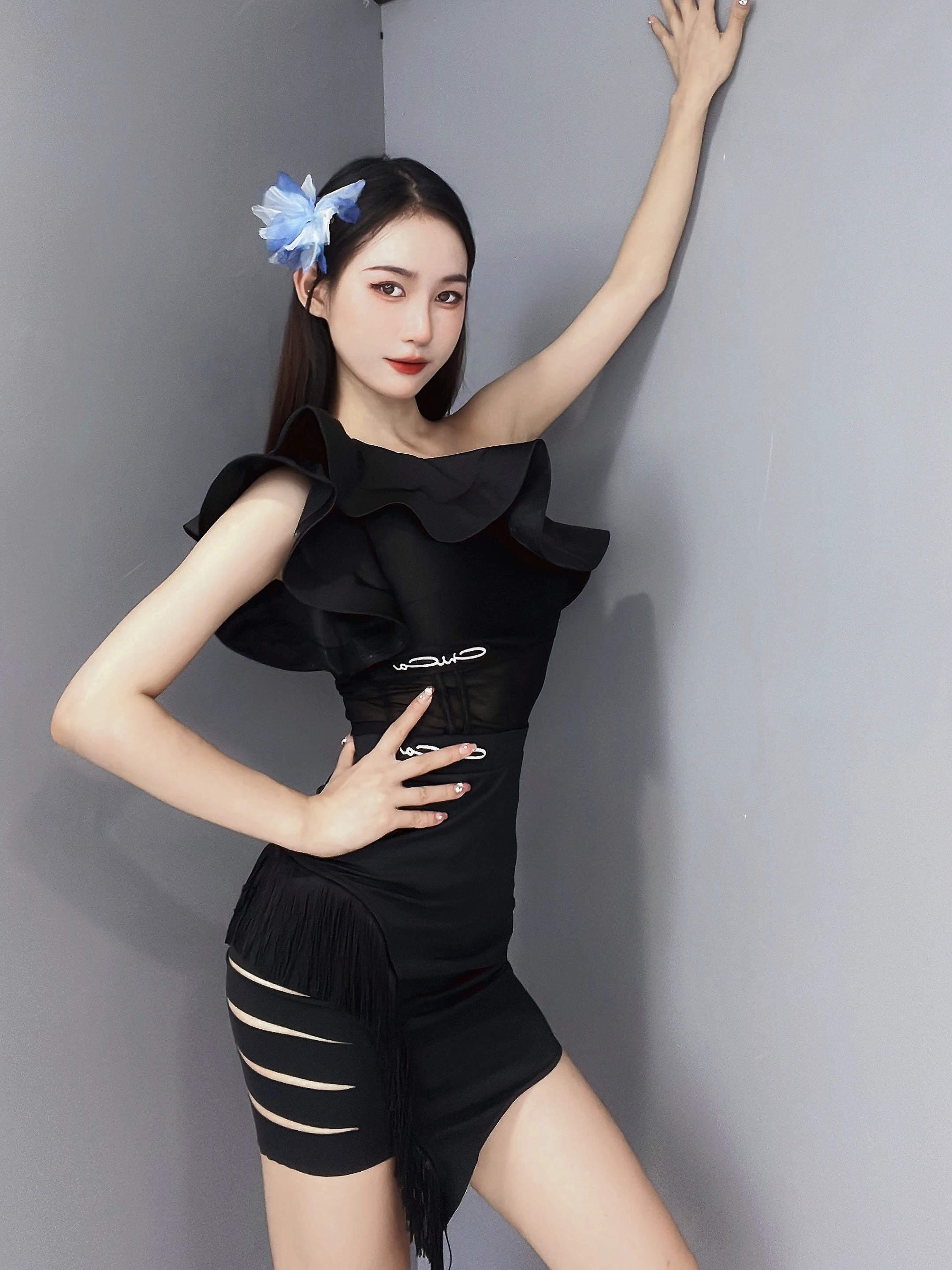 

Meichen Modern Latin Dance Costume Women's Fibone Splice Me Ruffle Practice orm White Summer Hot S
