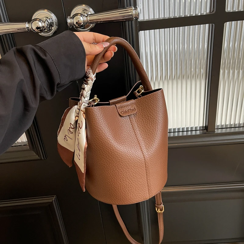 

Senior Sense Retro Color Small Bag Women's New Crossbody Bag Super Fire Bucket Bag