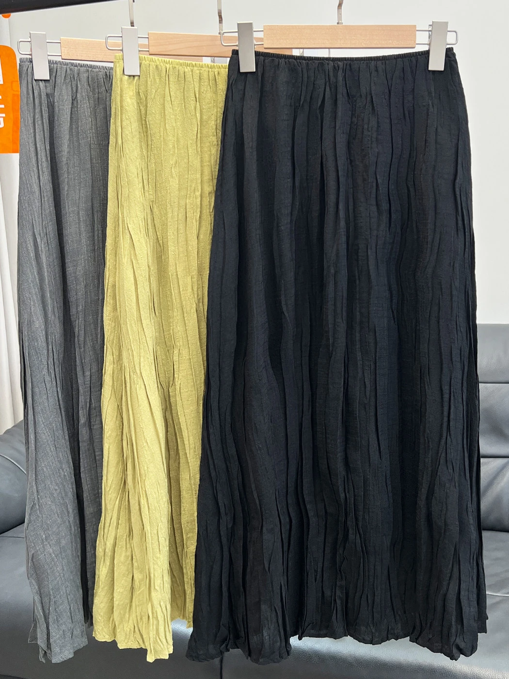Crinkle Texture Pleated Midi Skirt Women Elastic Waist A-Line Skirt Spring Autumn Slim Fit Long Skirt For Pear Shaped Figure