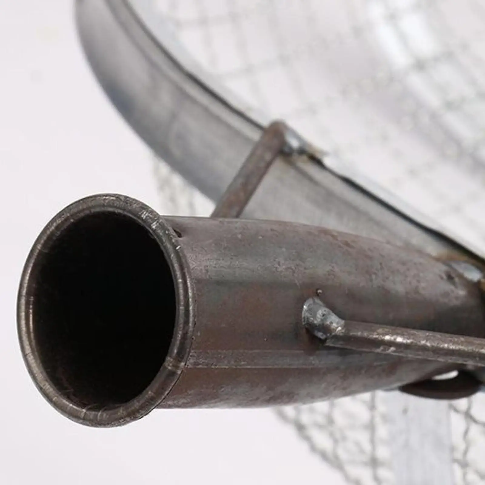 

Совок-сито для грунта с металлической сеткой, прочный, простой в использовании, для удаления избыточной почвы