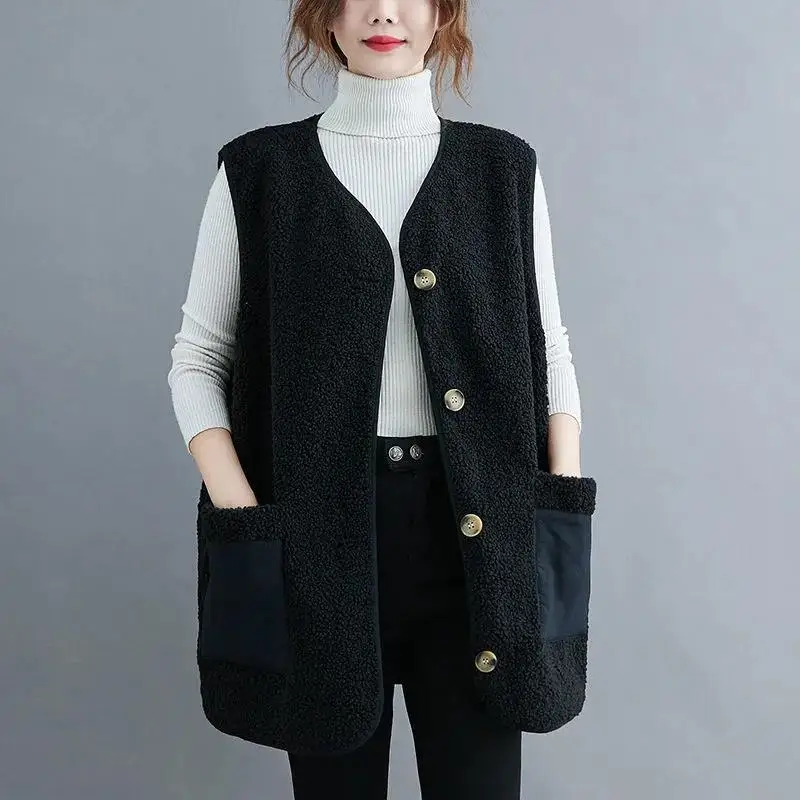 

Big Size Lamb Wool Vest Women Sleeveless Jacket Single-breasted Pockets Warm Waistcoat High-end Outerwear Winter Clothes