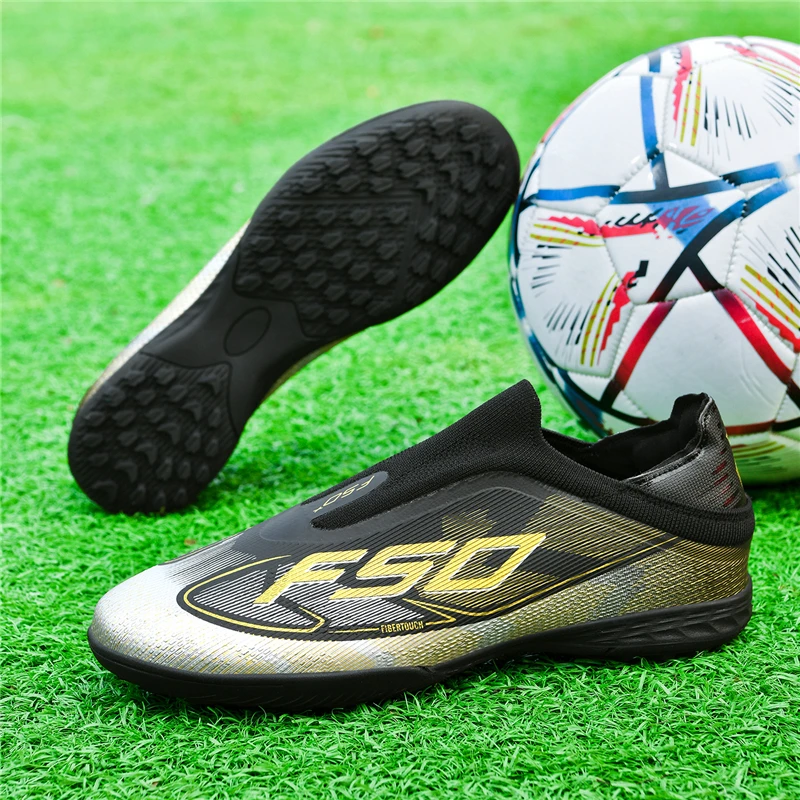 

New Men Soccer Shoes Outdoor Match Breathable Non-Slip Football Boots Sports Shoes Futsal High Ankle High-quality Ultralight