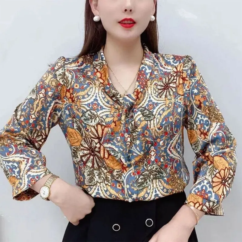 2024 New Summer Korean Fashion Vintage Long Sleeve Blouses Elegant Grace Aesthetic Shirt Print Loose V-neck Ruffle Top Women